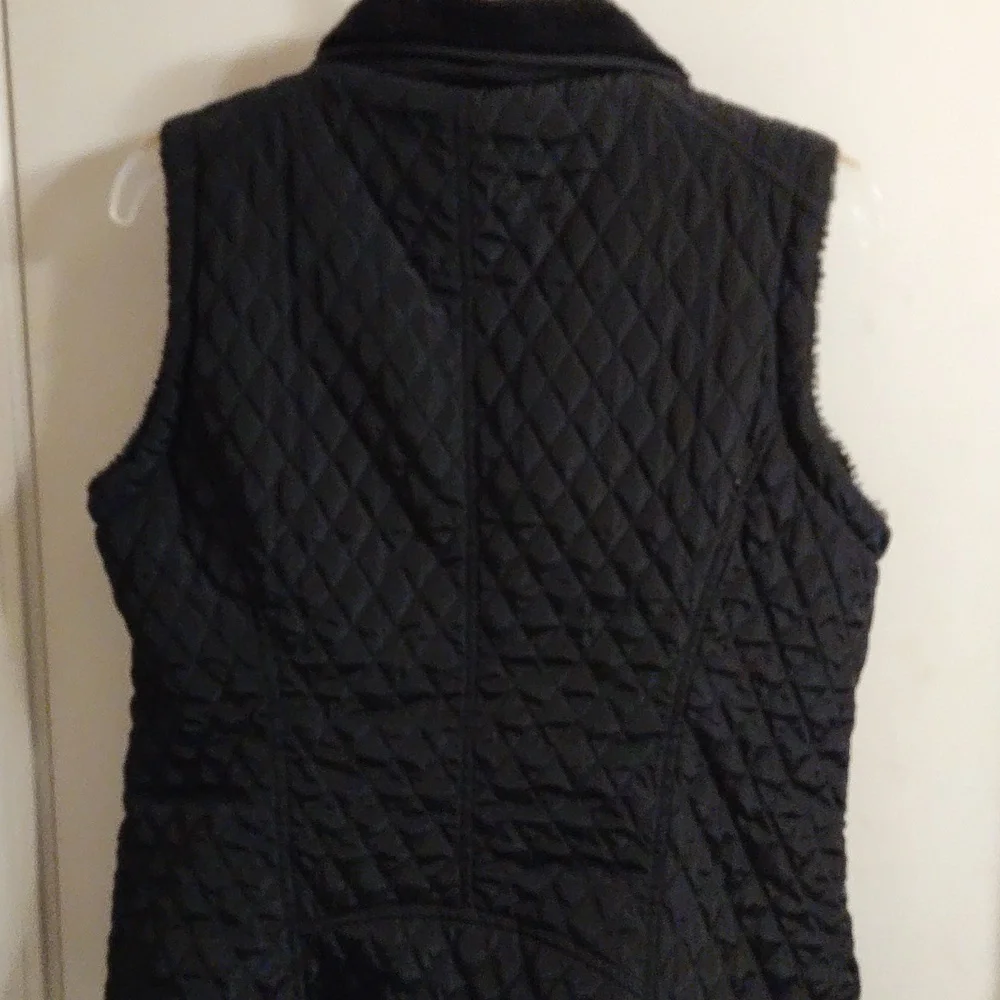 Vest - Picture 4 of 4